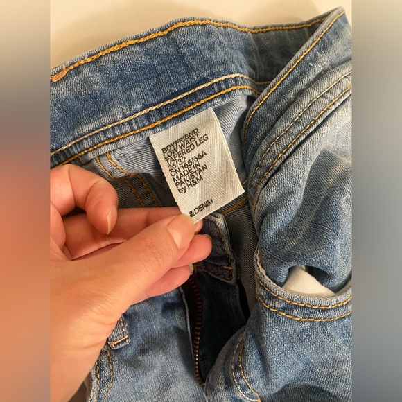 H&M Medium Wash Jeans - Picture 2 of 2